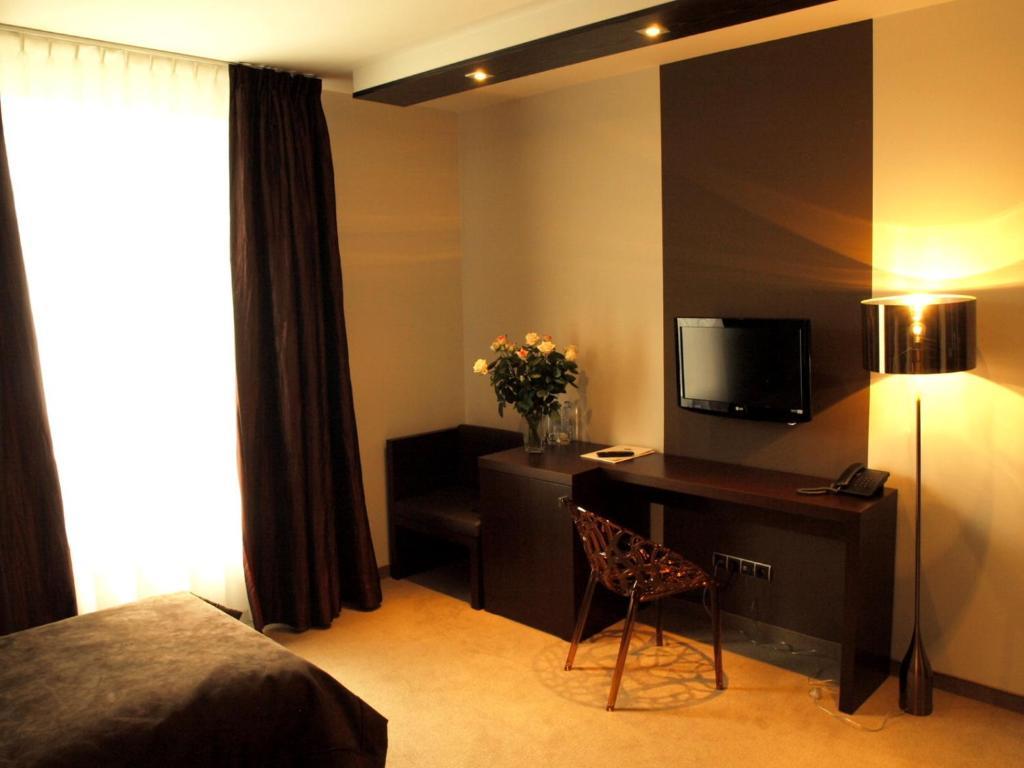 Hotel Niepołomice Zimmer foto
