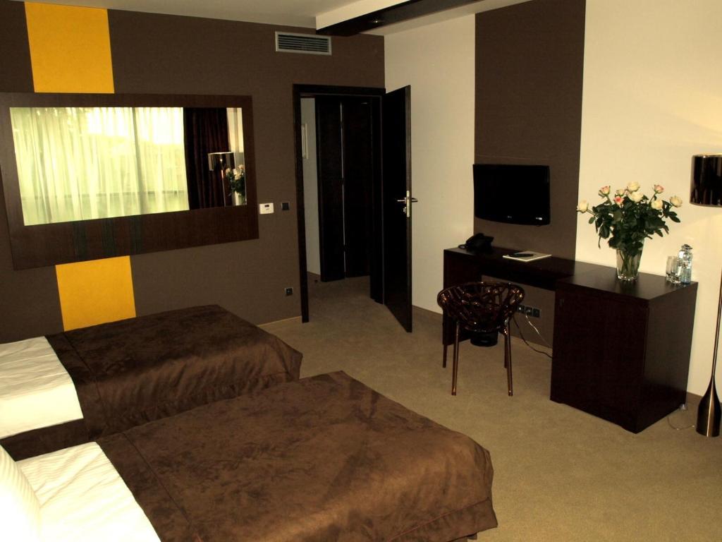 Hotel Niepołomice Zimmer foto