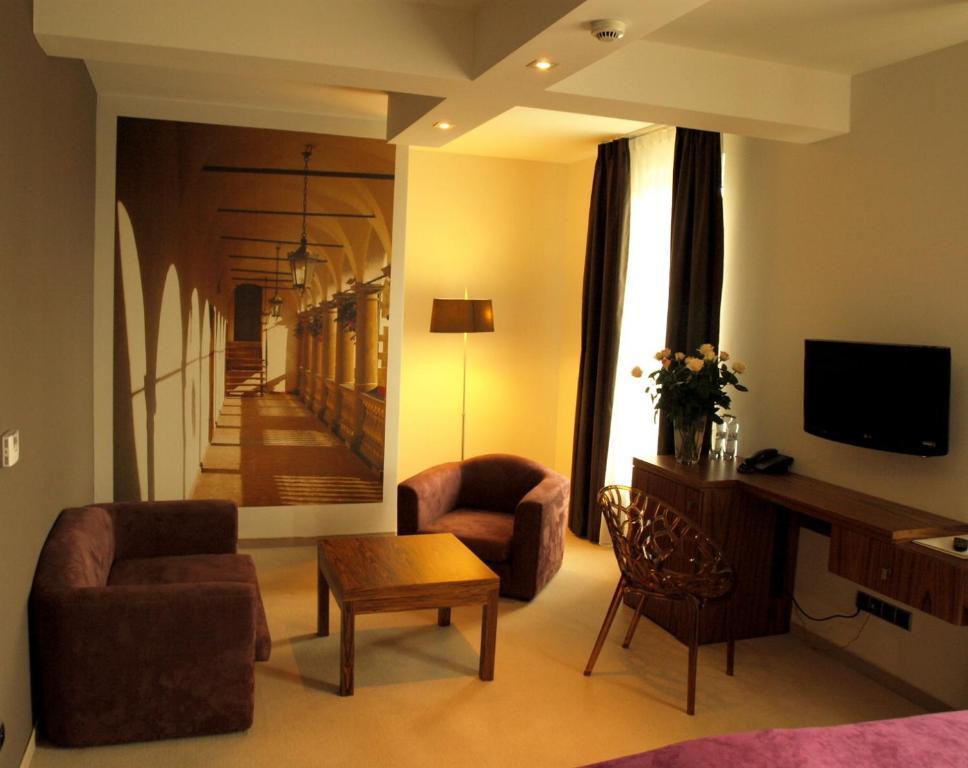 Hotel Niepołomice Zimmer foto